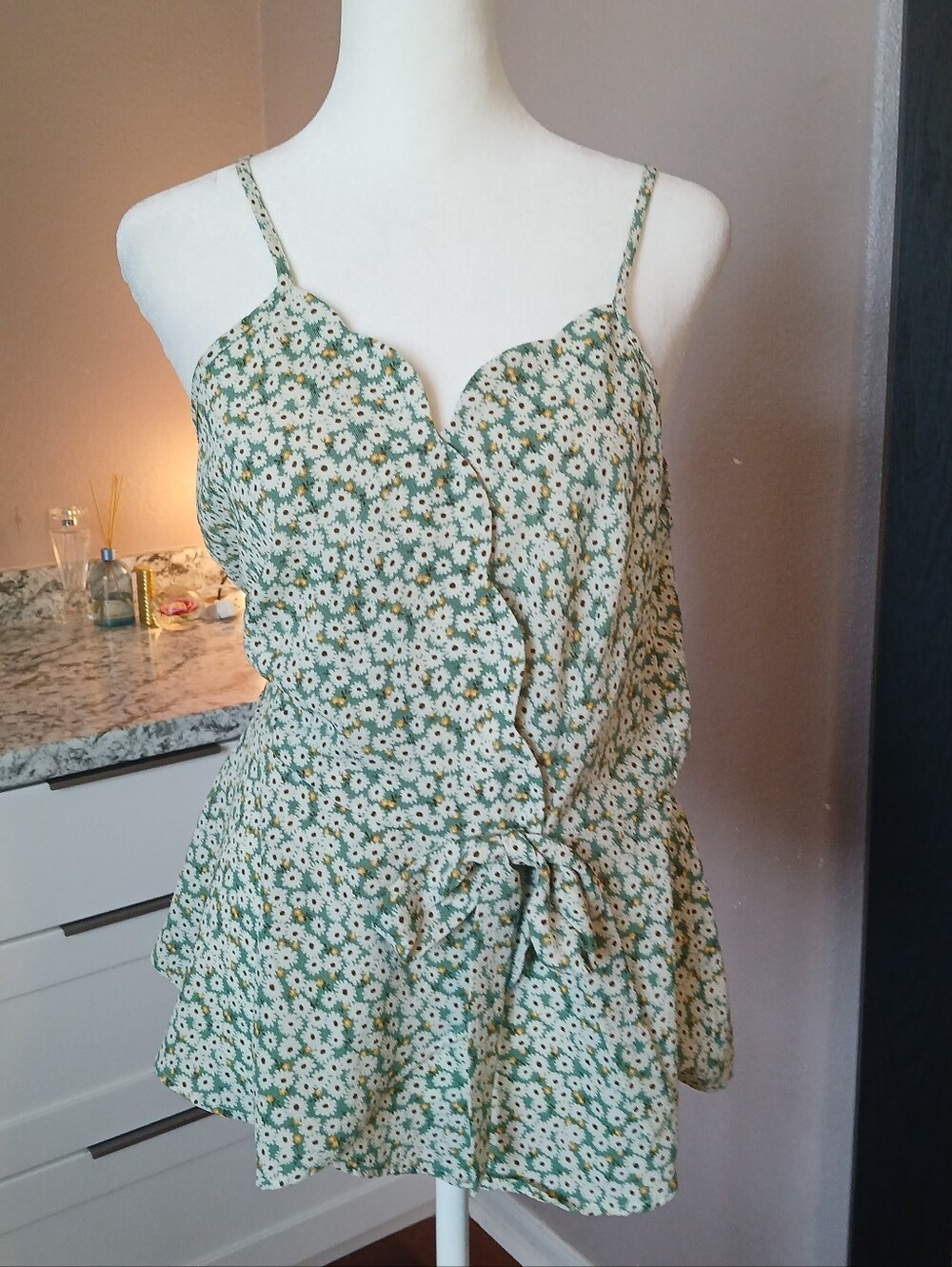 Monteau Daisy Floral Tank Top Blouse Sz L Bohochic Flowers
